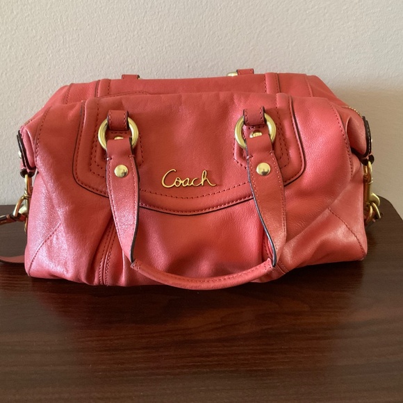 Orange / peach Coach purse - Picture 2 of 6